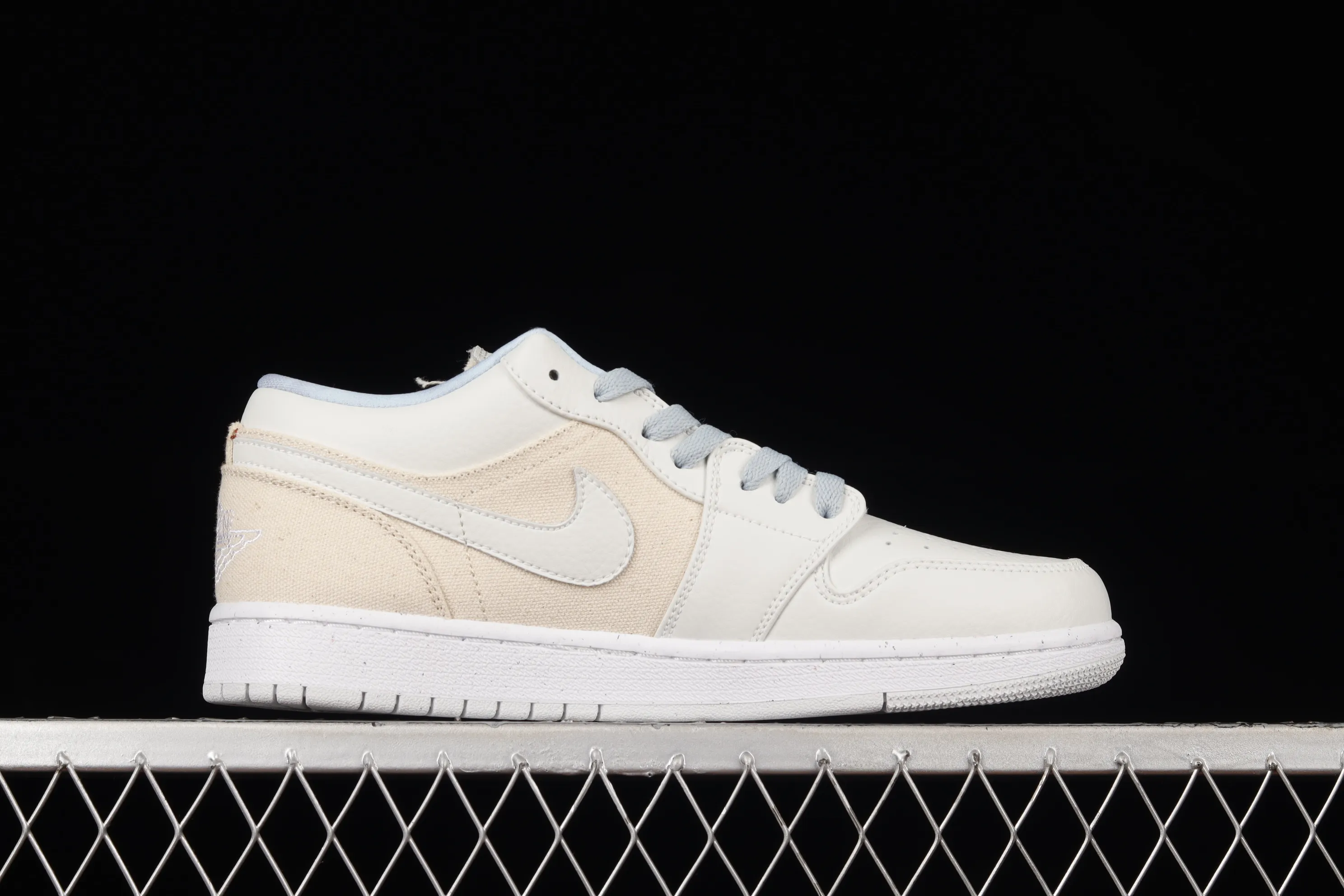 All categories Air Jordan Jordan series basketball shoes Air Jordan 1 Low Air Jordan 1 Low "Canvas" AJ1 Joe 1 cloud powder low-top basketball shoes DQ4151-500